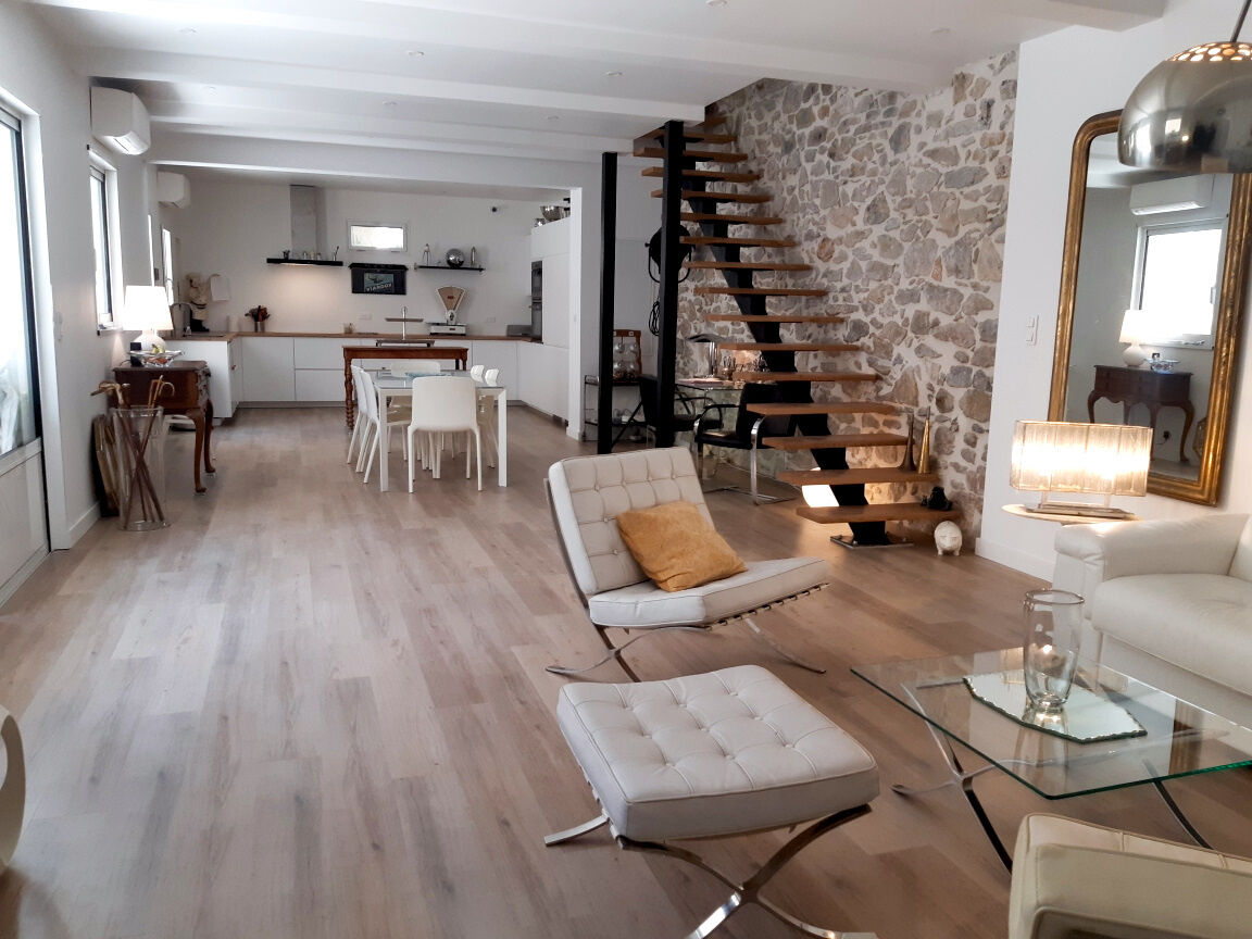 Villa / Maison  T6 à vendre Hyères 83400