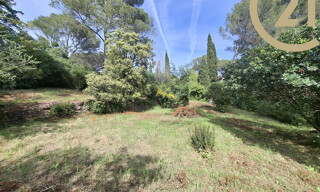 Terrain  1492 m² à vendre à Saint-Raphaël (83700)
