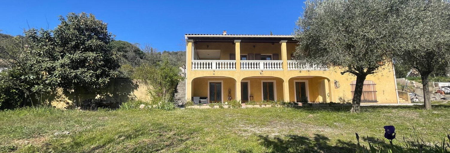 Maison 5 Pièces 130 m² à vendre à Collobrières (83610)