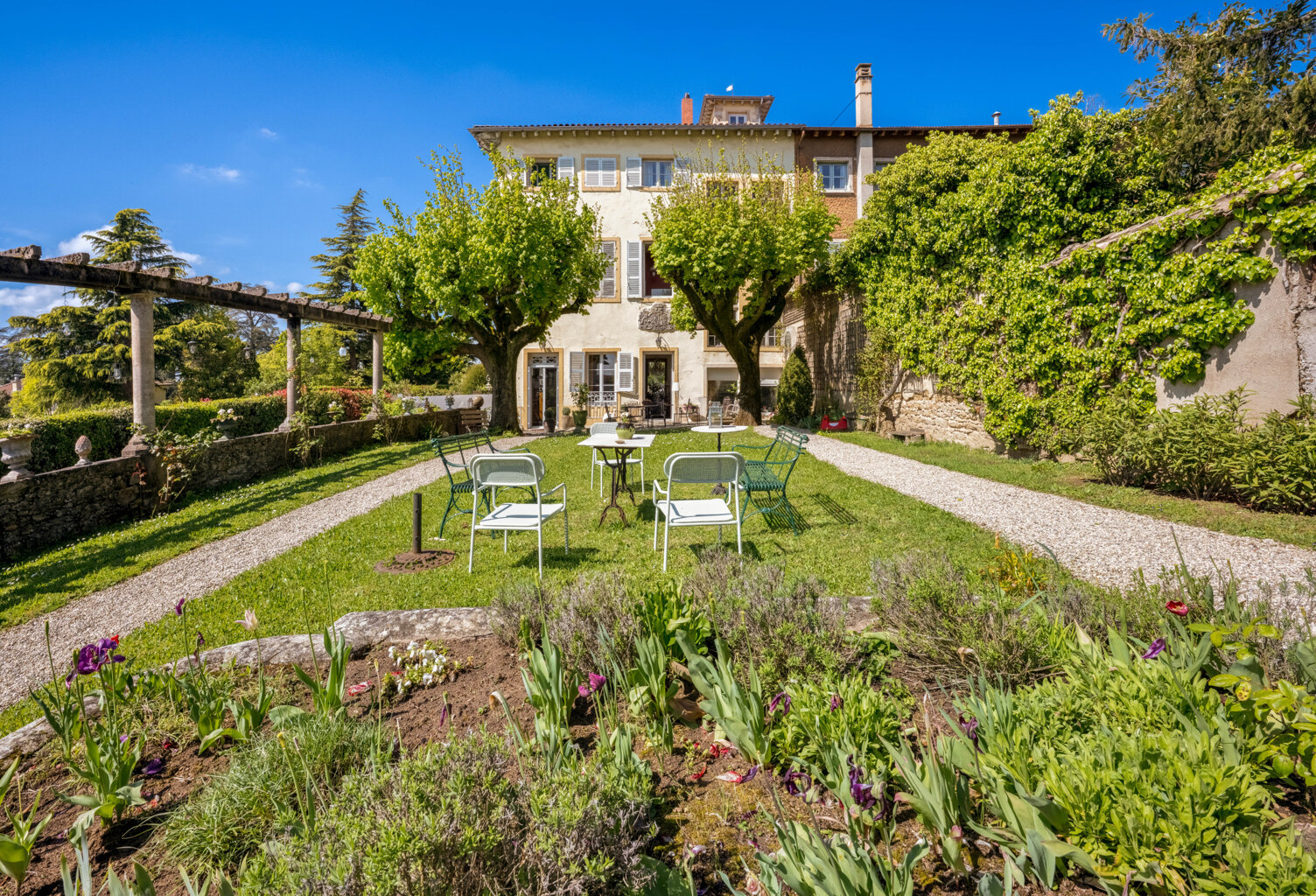 SAINT DIDIER AU MONT D'OR, MAISON-APPARTEMENT, 224 m2 Hab., JARDIN CLOS 600 m2 environ — photo 1