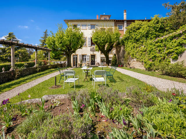 SAINT DIDIER AU MONT D'OR, MAISON-APPARTEMENT, 224 m2 Hab., JARDIN CLOS 600 m2 environ — photo du bien