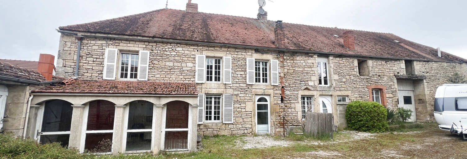 Maison 5 Pièces 230 m² à vendre à Montbard (21500)