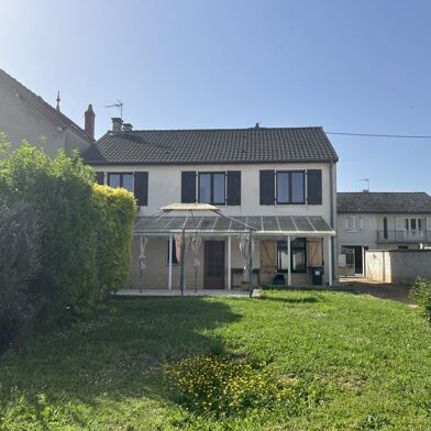 Maison 7 pièces 145800 €