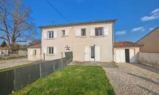 Immeuble  80 m² à vendre à Gensac-la-Pallue (16130)