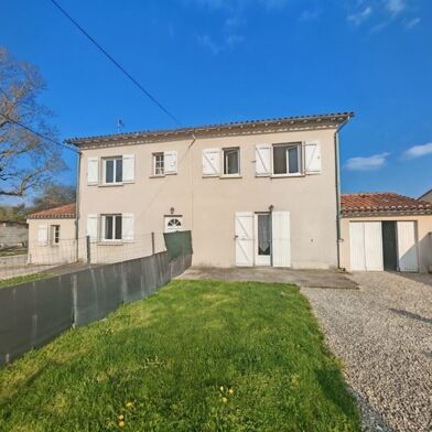 Immeuble  213000 €