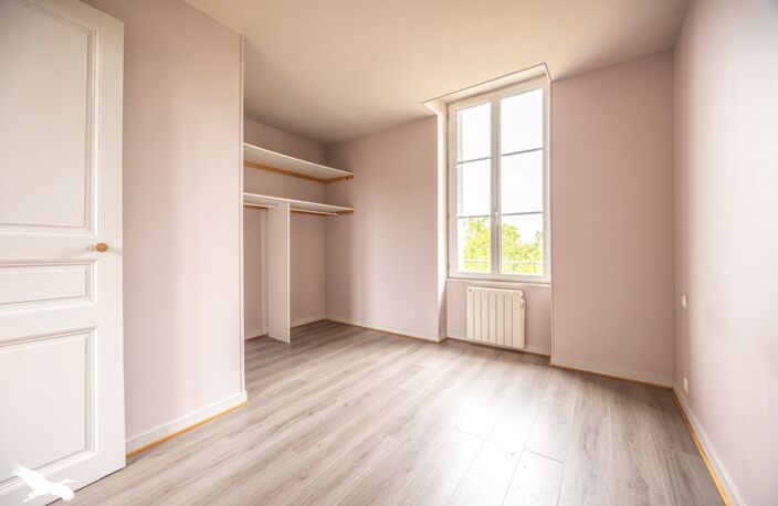 Maison en pierre de 5 pièces principales — photo 3