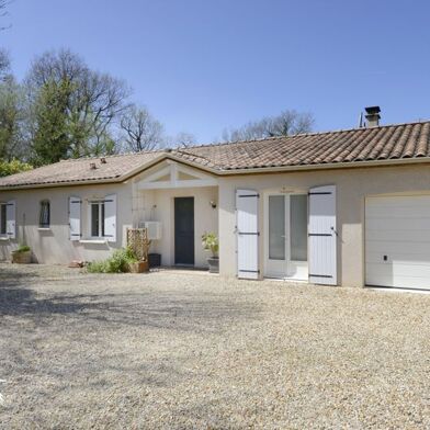 Maison 6 pièces 296520 €