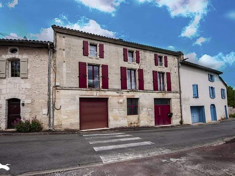 Maison de bourg de 6 pièces principales — photo 1