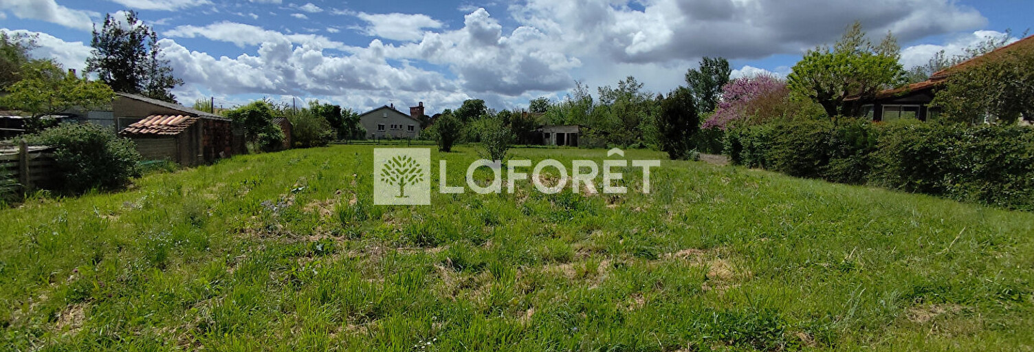 Terrain  2190 m² à vendre à Lescure-d'Albigeois (81380)