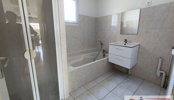 Villa / Maison 4 pièces  à vendre Croix-Chapeau 17220