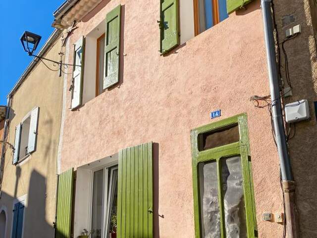 Maison de village T4 - Bon état général - Beaux volumes — photo du bien