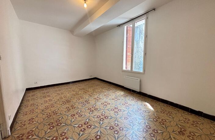 Maison de village T4 - Bon état général - Beaux volumes — photo 5