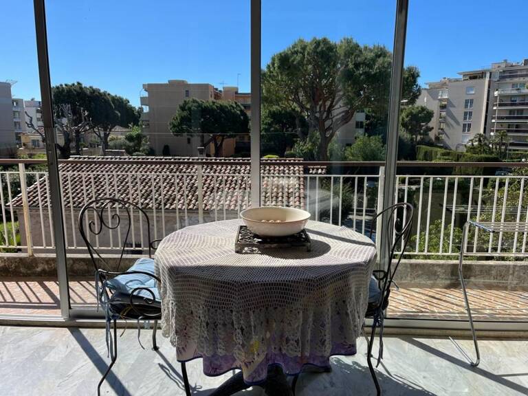 Appartement À Vendre — photo 1