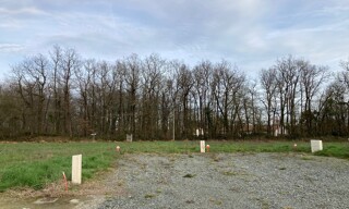 Terrain  897 m² à vendre à Taillebourg (17350)