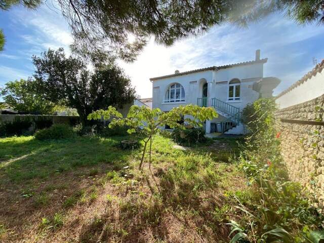 Maison à vendre - 7 pièces - Loix - Ile de Ré — photo du bien