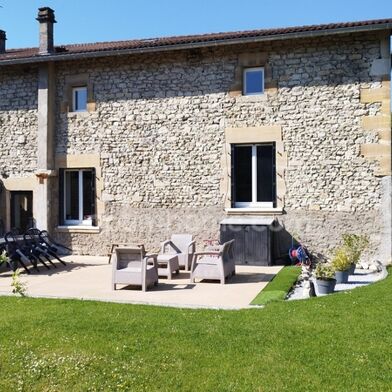 Maison 9 pièces 250000 €