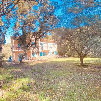 Maison 7 pièces 899600 €