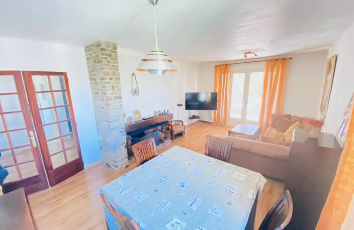 Dans quartier résidentiel maison sur 825 M2 de terrain — photo 2