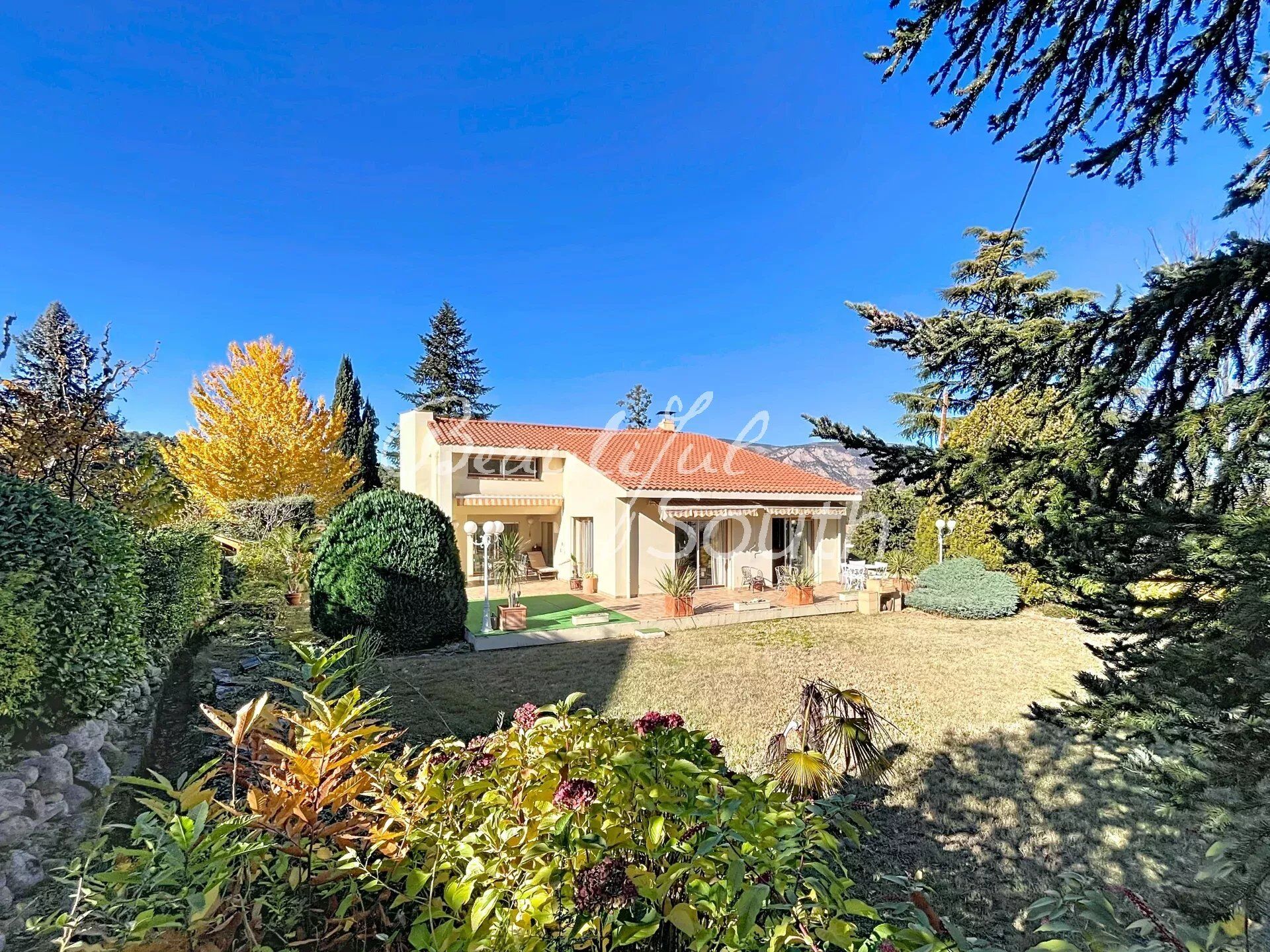 Villa / Maison  T5 à vendre Vernet-les-Bains 66820