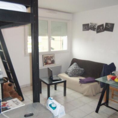 Appartement 1 pièces 360 €