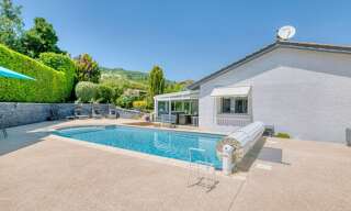 Maison 9 Pièces 200 m² à vendre à Collonges-au-Mont-d'Or (69660)