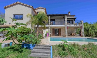 Maison 10 Pièces 318 m² à vendre à Toulon (83100)