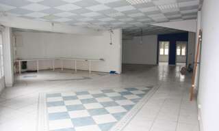 Commerce  170 m² à louer à Auxerre (89000)