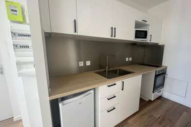 Appartement 1 pièces 375 €