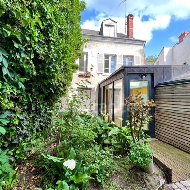 Maison 8 pièces 599500 €