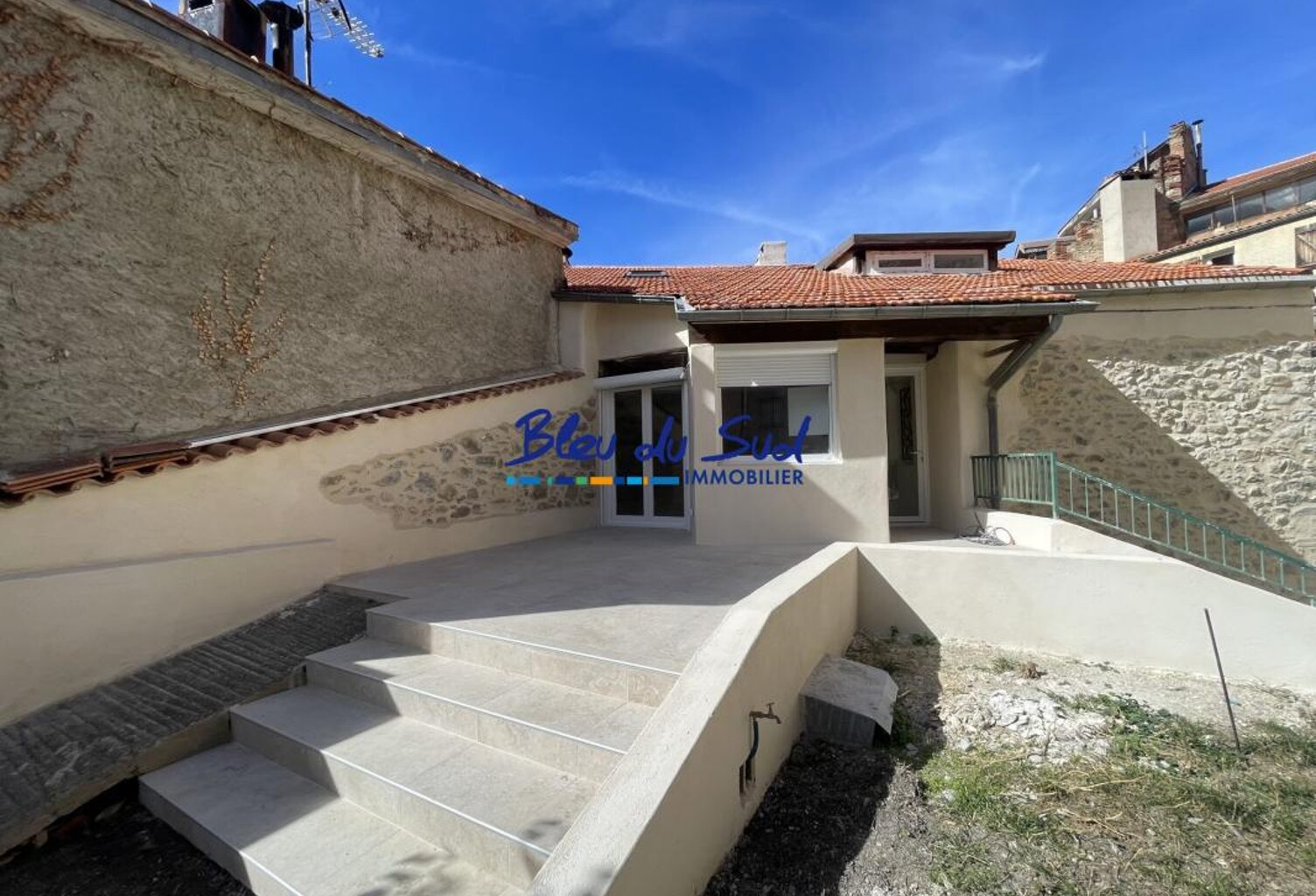 T5 duplex neuf avec jardin et garage — photo 1