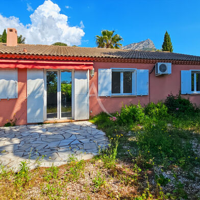 Maison 6 pièces 470200 €