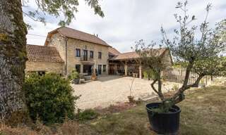 Maison 8 Pièces 225 m² à vendre à Courtenay (38510)