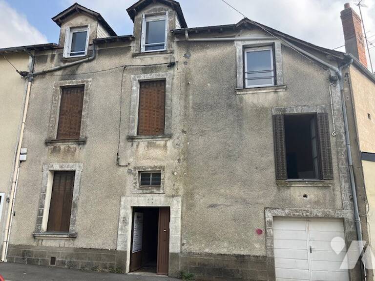 Immeuble   — photo 1