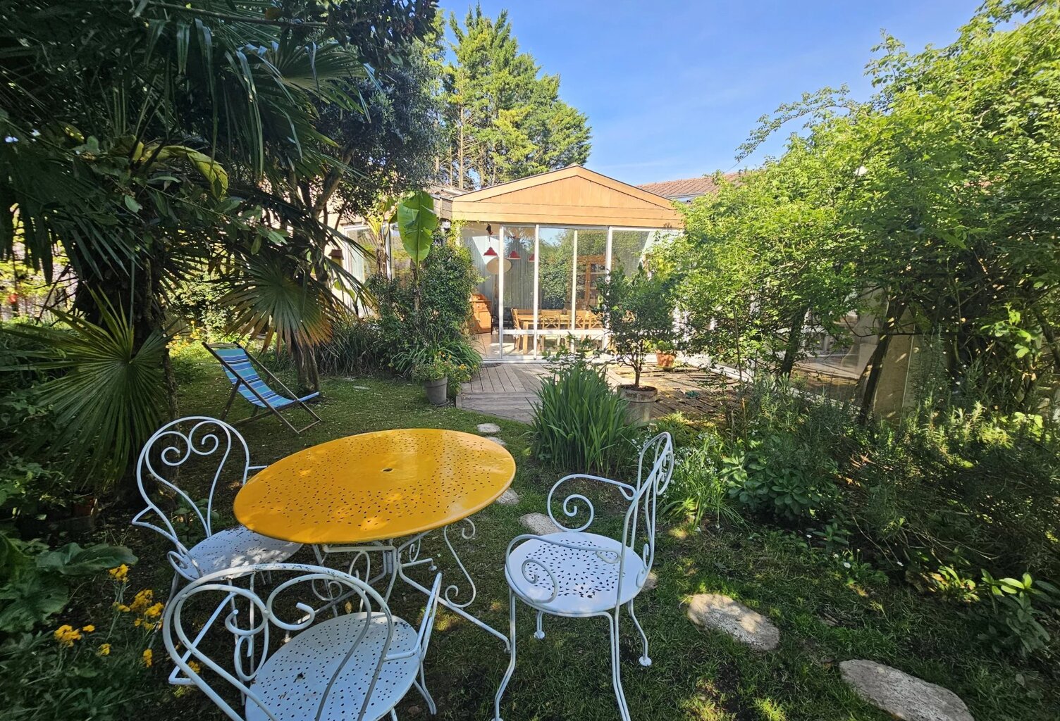 Maison de 210m² avec studio indépendant sur 1612m² — photo 1