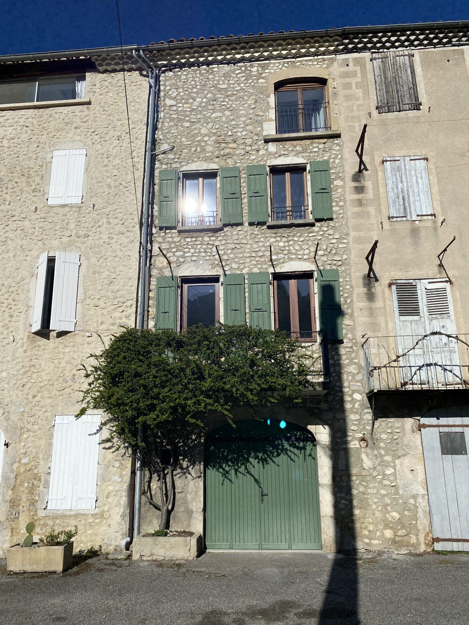 Villa / Maison 5 pièces  à vendre Die 26150