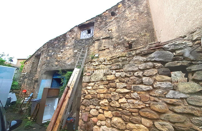 MAISON DE VILLAGE A RENOVER ENTIEREMENT — photo 5