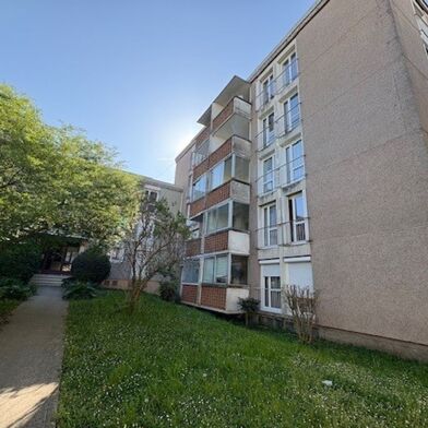 Appartement 4 pièces 151500 €