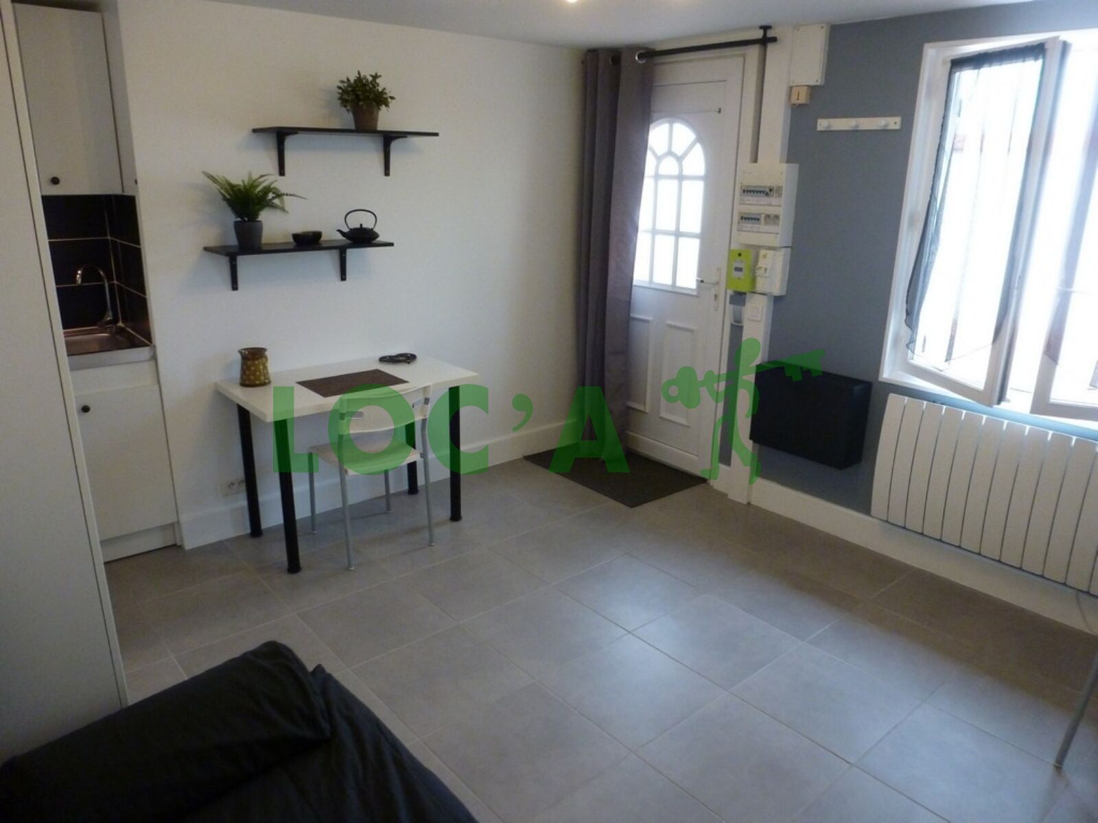 Photo Location Studio 19 m² à Dijon 440 ¤ CC /mois image 3/4