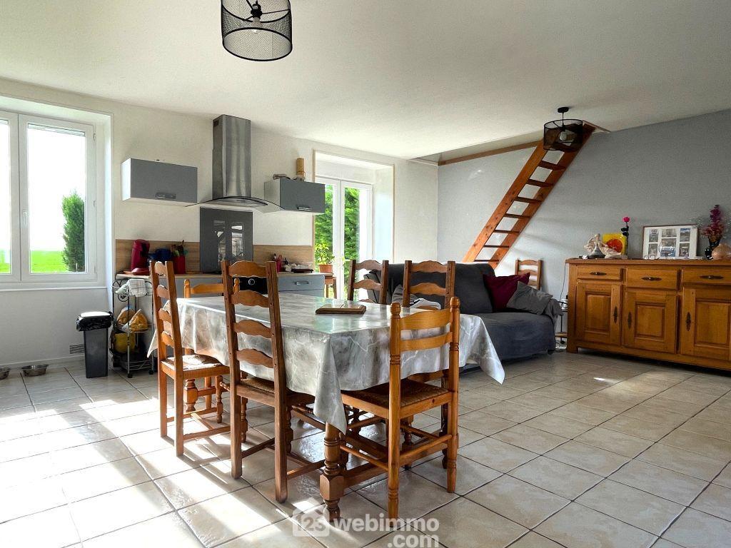 Photo Corps de ferme - 98m² - Braye-Sous-Faye image 2/4