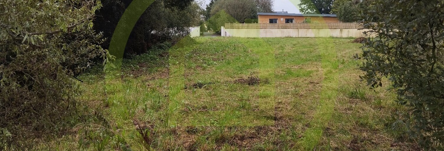 Terrain  1309 m² à vendre à Kernilis (29260)