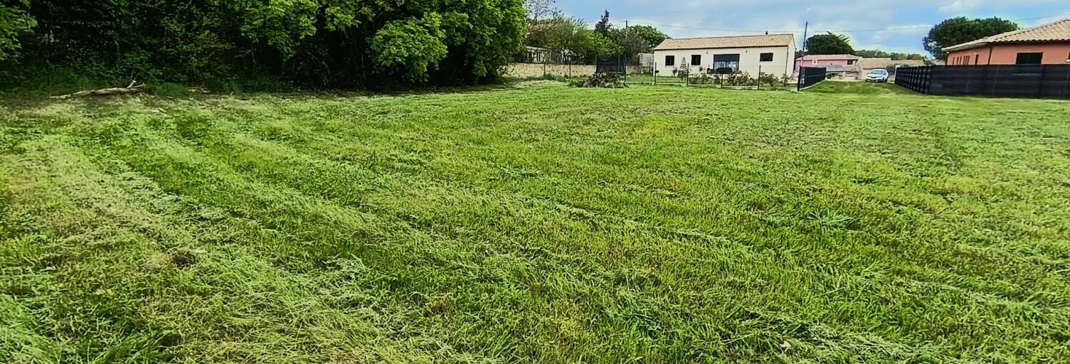 Terrain  1072 m² à vendre à Saint-Marcel-de-Careiret (30330)