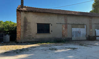 Local industriel  100 m² à vendre à Saignon (84400)