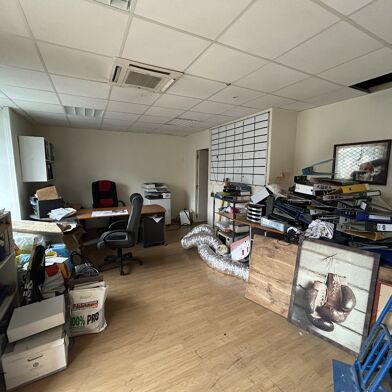 Commerce  750 €