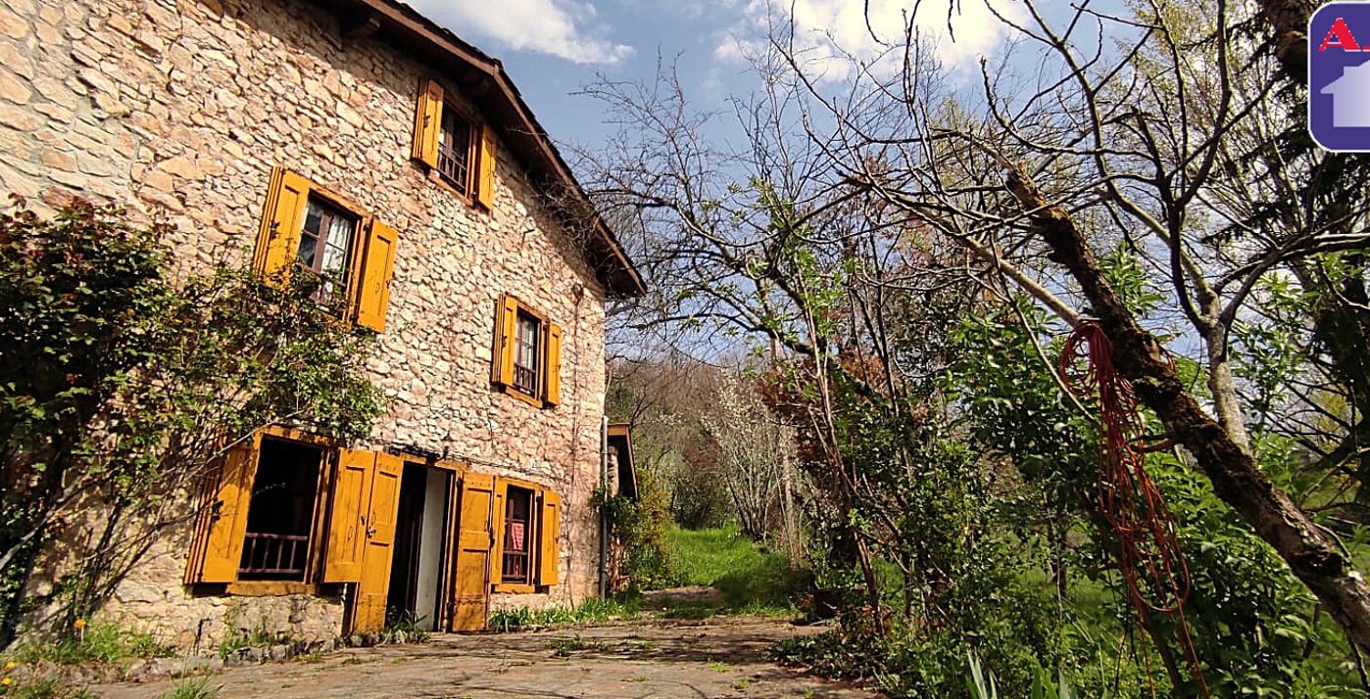 Vente maison 6 pièces 91 m² Foix (09000) — photo 1