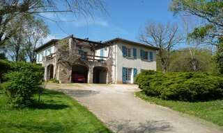 Maison 10 Pièces 222 m² à vendre à Villefranche-de-Rouergue (12200)