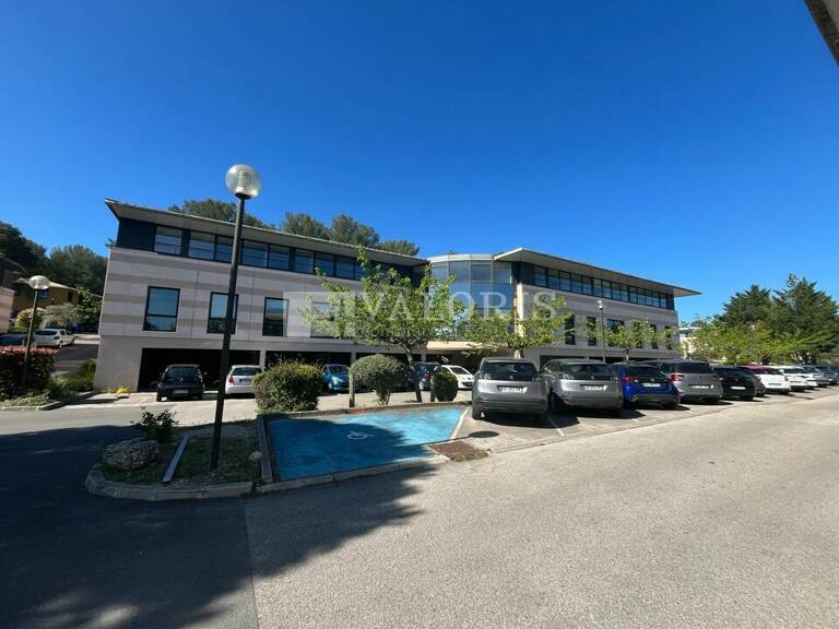 BUREAUX à LOUER — photo 1