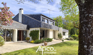 Maison 8 Pièces 258 m² à vendre à Langeais (37130)