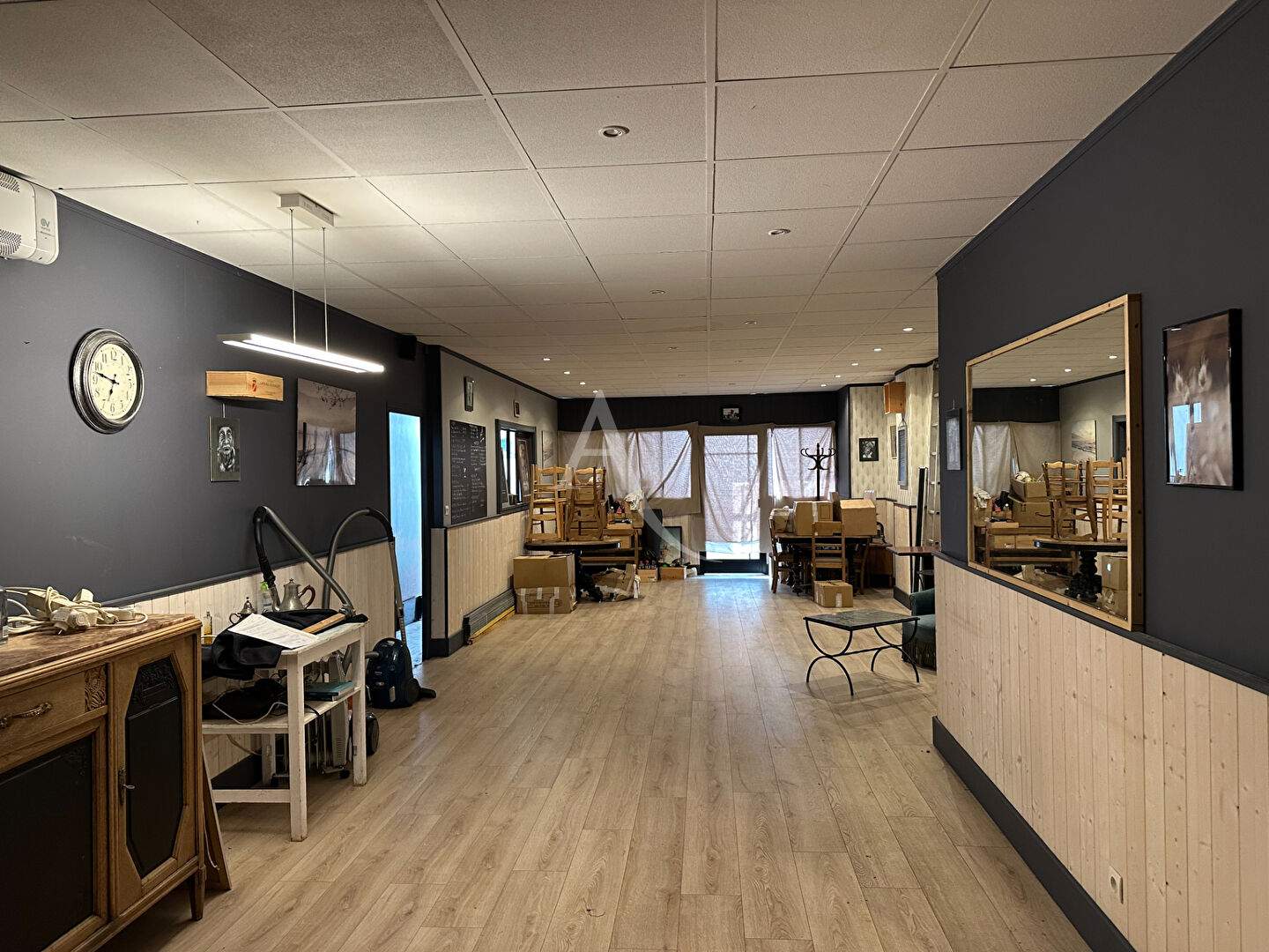 Local commercial  T1 à louer Rochefort 17300