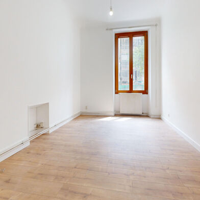 Appartement 2 pièces 700 €