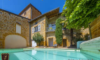 Maison 8 Pièces 212 m² à vendre à Chessy (69380)